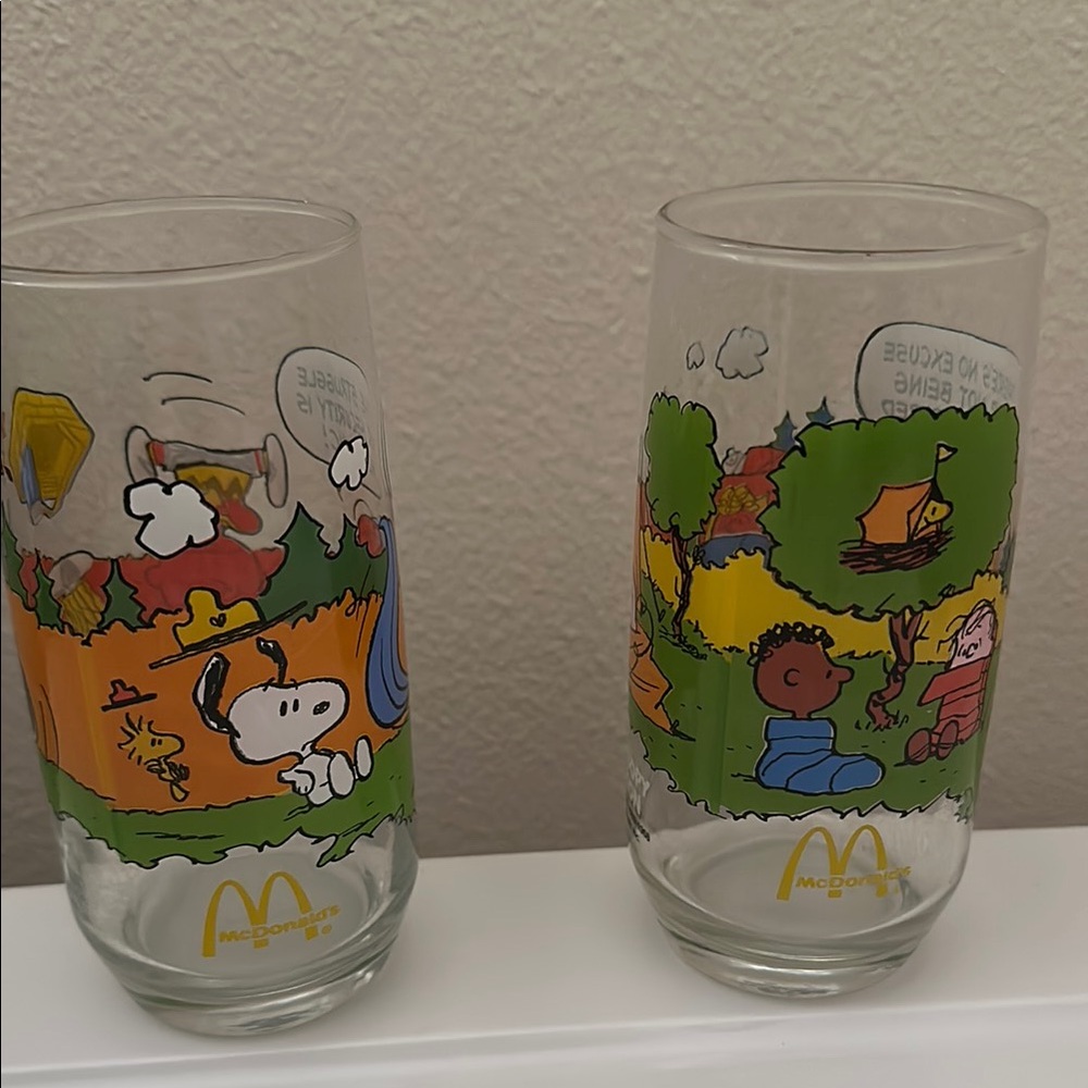 McDonald's Peanuts Character Glasses with Yellow Accents camp snoopy collection
